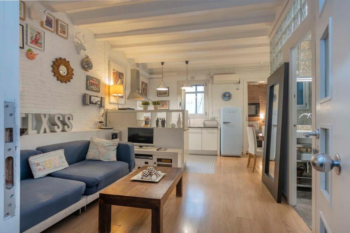 Exclusive 2 Bedroom Apartment In The City Center Barcelona Bagian luar foto