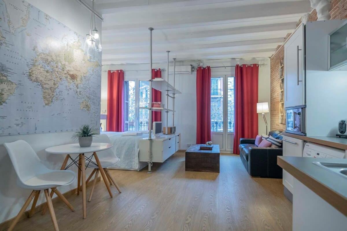 Exclusive 2 Bedroom Apartment In The City Center Barcelona Bagian luar foto