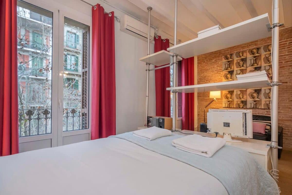 Exclusive 2 Bedroom Apartment In The City Center Barcelona Bagian luar foto